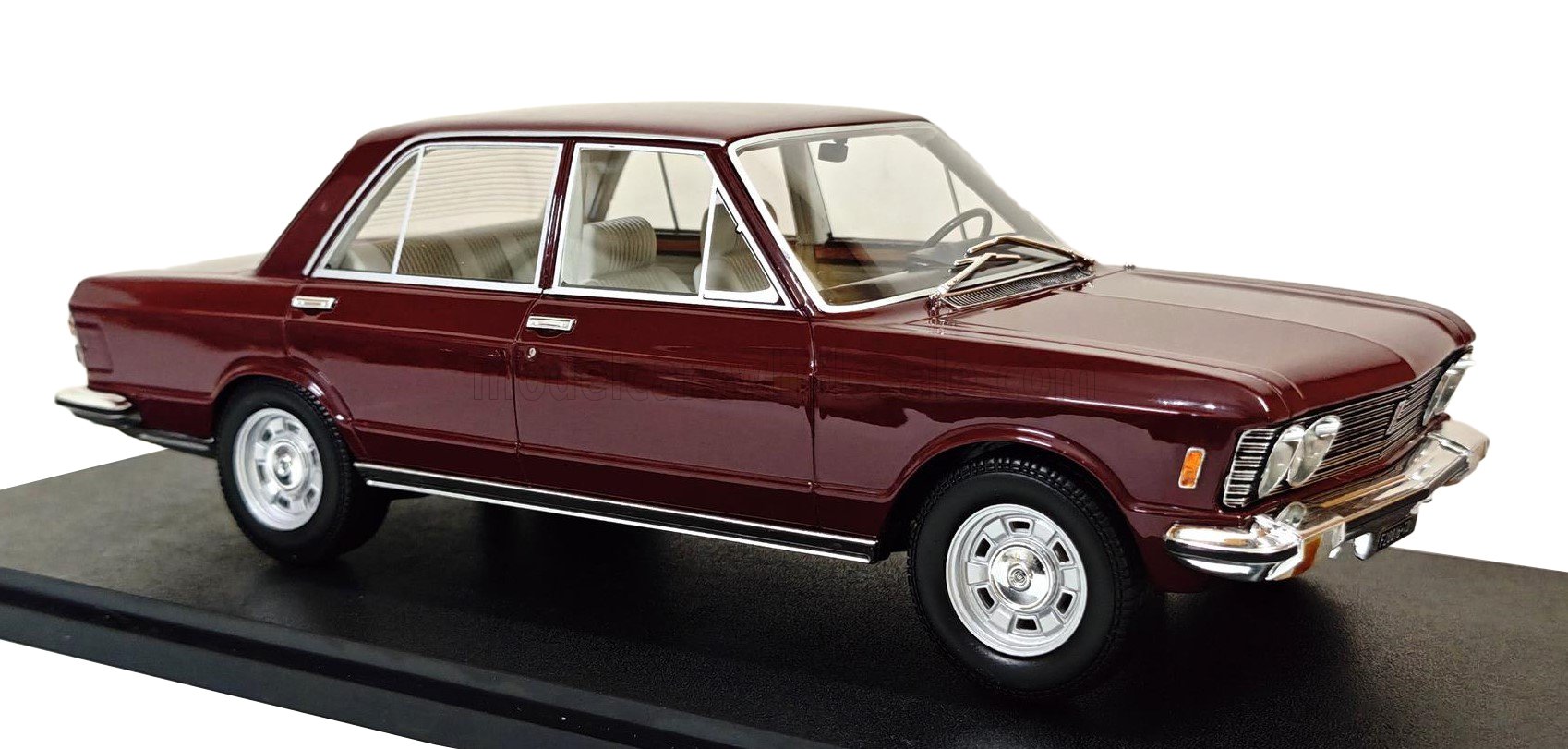 FIAT - 130 BERLINA 1969 - RED