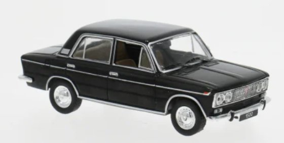 Lada 1500 noire 1980 échelle 1/43 IXO