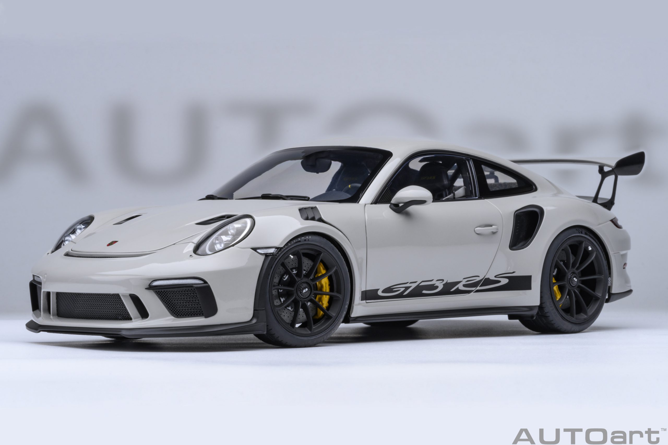 Porsche 911 (991.2) GT3 RS 2017 (crayon)
