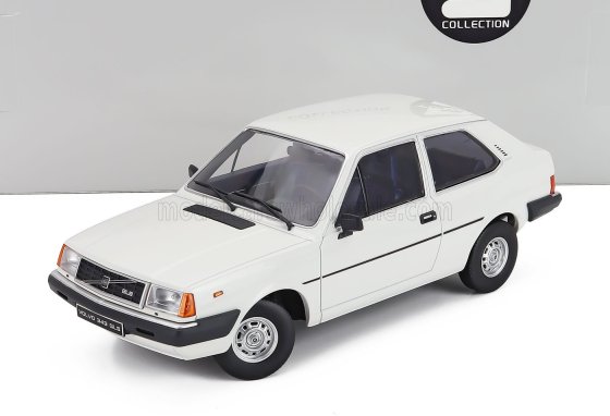 Volvo 343 GLS 1982 modèle réduit 1/18 par Triple9 Collection
