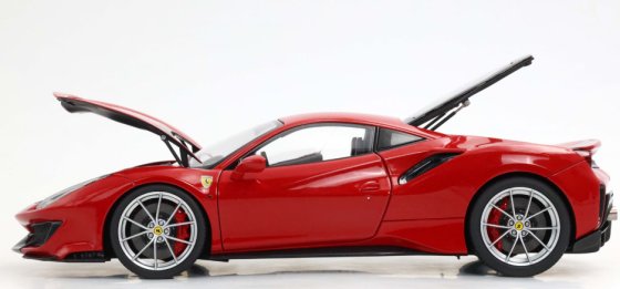 Ferrari 488 Pista 1/18 schaalmodel door BBR