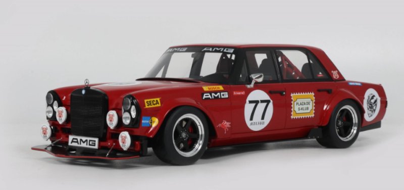 Schaalmodel van S-Klub C63S Mars Red 2024 in 1:18 van GT Spirit