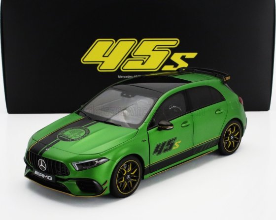 Mercedes-Benz A 45 S AMG 2023 schaalmodel 1/18 DEALER MODEL
