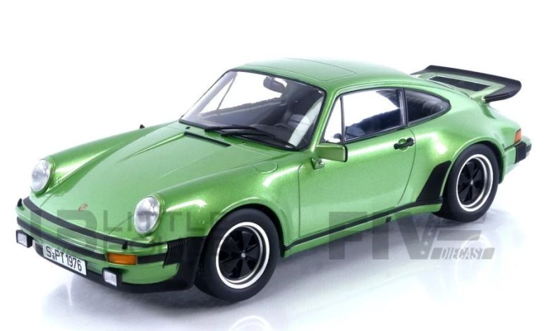 Porsche 911 (930) 3.0 Turbo 1976 schaalmodel 1/18 van KK Scale