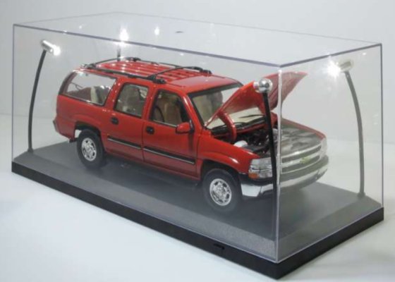 Vitrine met 4 led lichten , zwarte basis