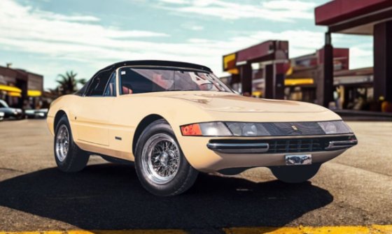 Ferrari 365 GTB/4 Daytona Spider Avorio