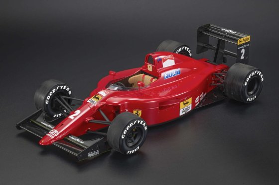 FERRARI - PERSONALLY SIGNED ON THE BASE BY NIGEL MANSELL - F1 641/2 N 2 WINNER PORTUGAL GP (with pilot driver) 1990