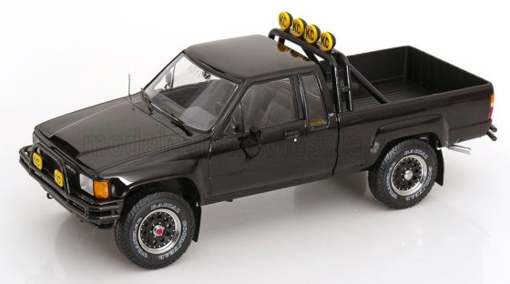 TOYOTA - HILUX PICK-UP TRUCK XTRA CAB 4x4 1985 - BLACK