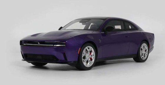 DODGE CHARGER DAYTONA R/T PLUM CRAZY 2024