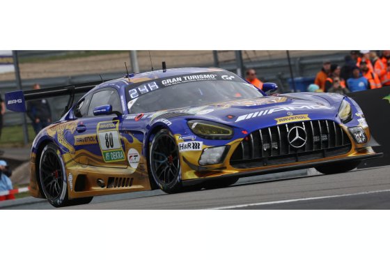 Mercedes-AMG GT3 nr. 80 Mercedes-AMG Team RAVENOL Winnaar 24 uur van de Nürburgring 2026 M. Engel - L. Stolz - F. Schiller - M. Martin