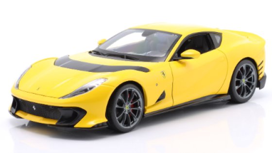 Ferrari 812 Competizione, geel