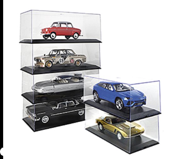 Vitrine Kunststof voor 1:18 , afmetingen L/B/H in mm: 321 / 143 / 102