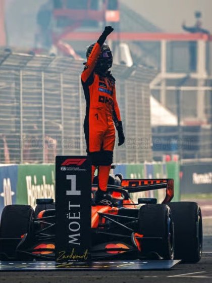 McLaren Mastercard F1 Team MCL40 No.1 Winner Dutch GP 2026 Lando Norris (With figurine and pit boards)
